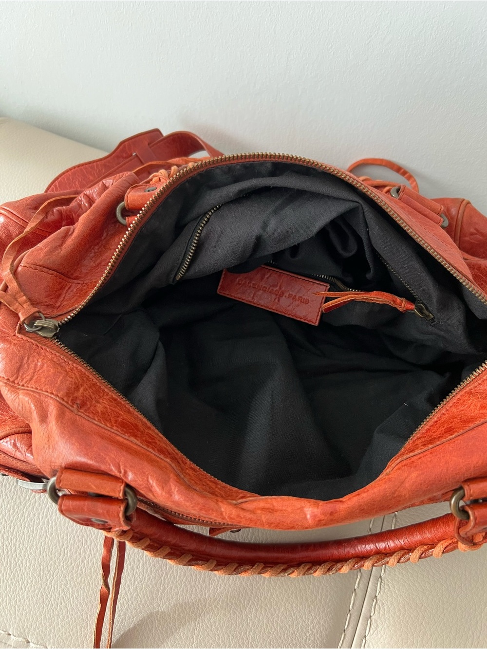 Balenciaga Red-Orange Leather Shoulder Bag - Picture 16 of 16